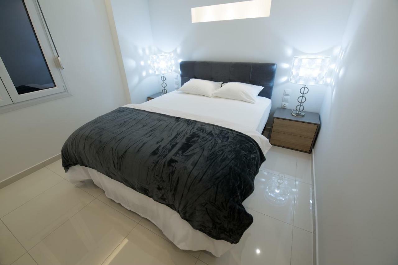 White Lux Apartment For 2 Vipgreece 雅典 外观 照片