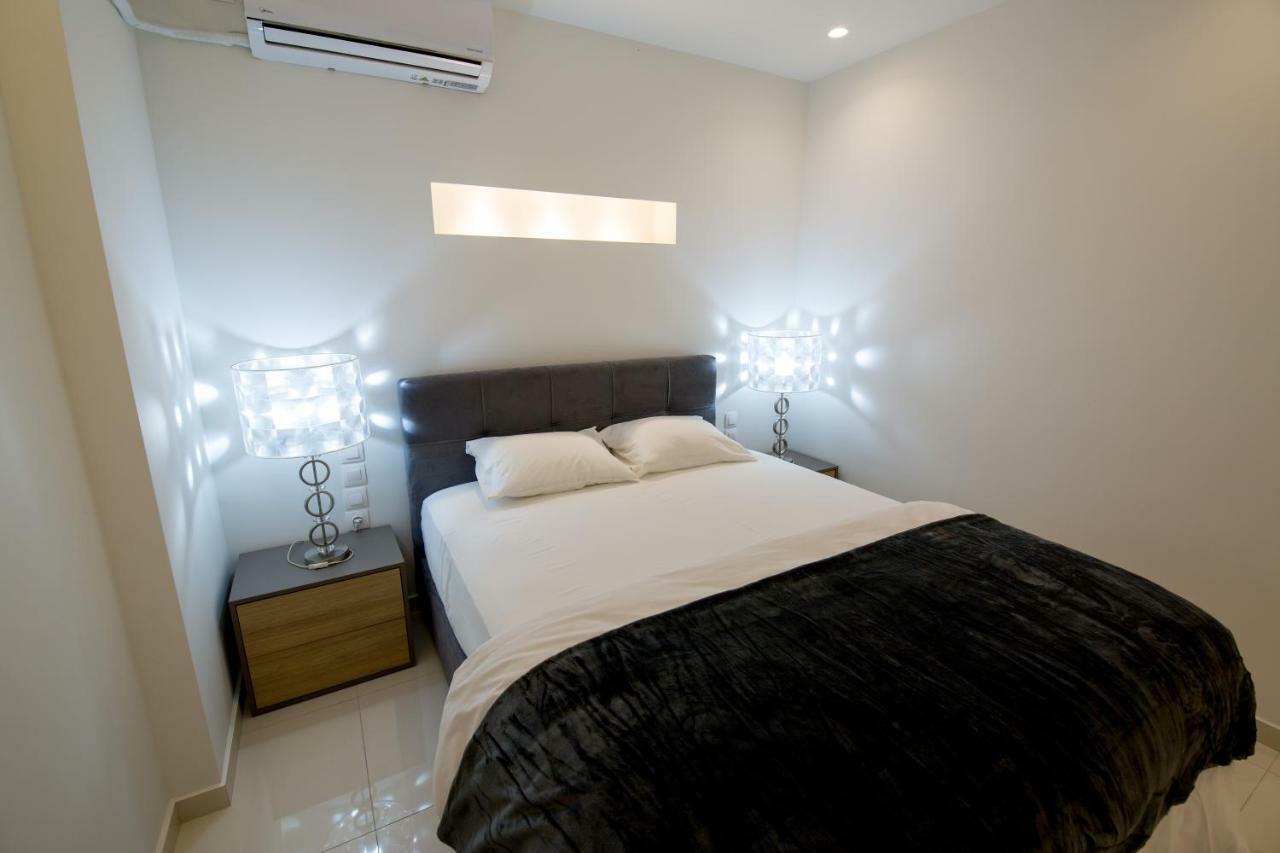 White Lux Apartment For 2 Vipgreece 雅典 外观 照片